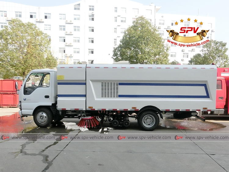 Washing and Cleaning Truck ISUZU-LS Washing and Cleaning Truck ISUZU-LS